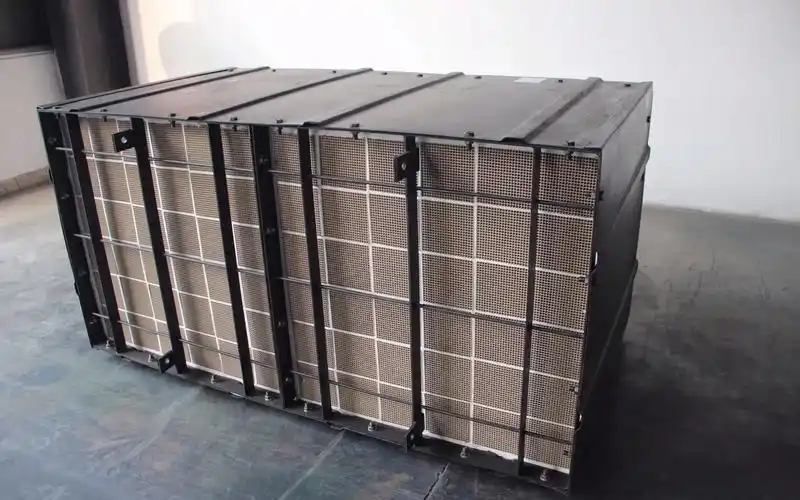 蜂窝脱硝催化剂：工业烟气净化的核心解决方案